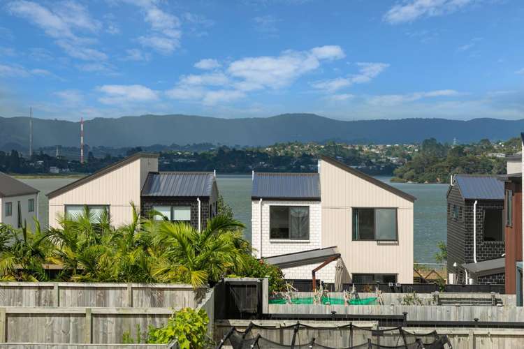 6 Landing Path Drive Hobsonville_11