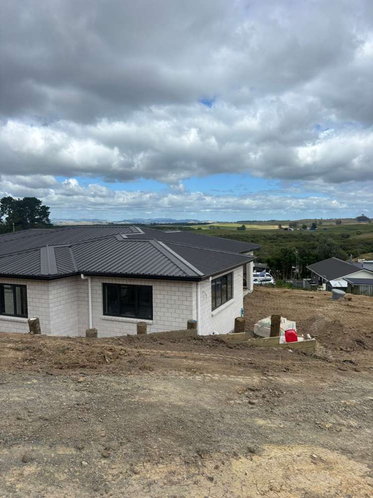 6 NAHO PLACE Meremere_3