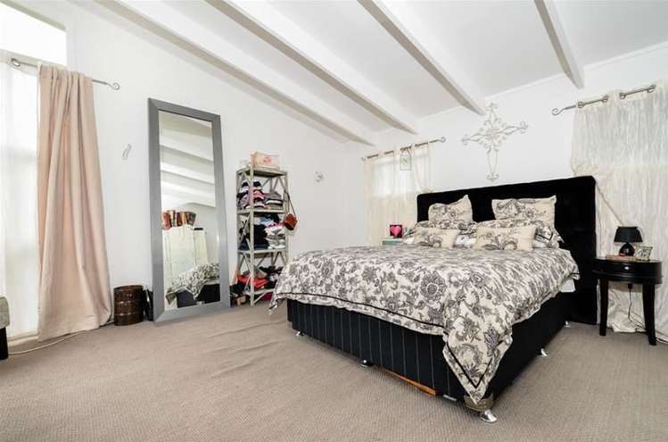 69 Tiroroa Avenue Te Atatu South_5