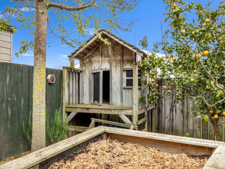 34 Dahlstrom Grove Kelvin Grove_28