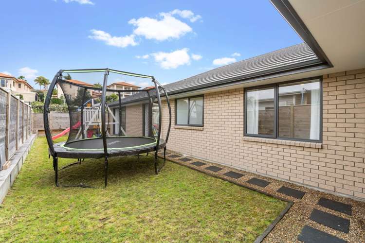 47 Couldrey Crescent Red Beach_16
