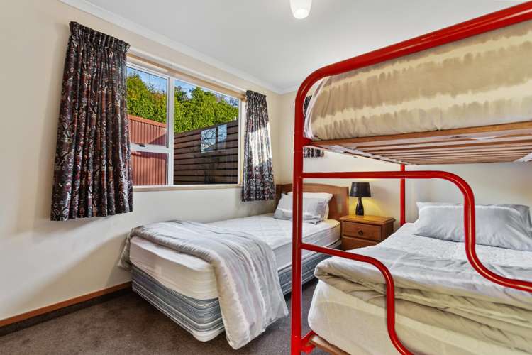 7 Larch Place Wanaka_12