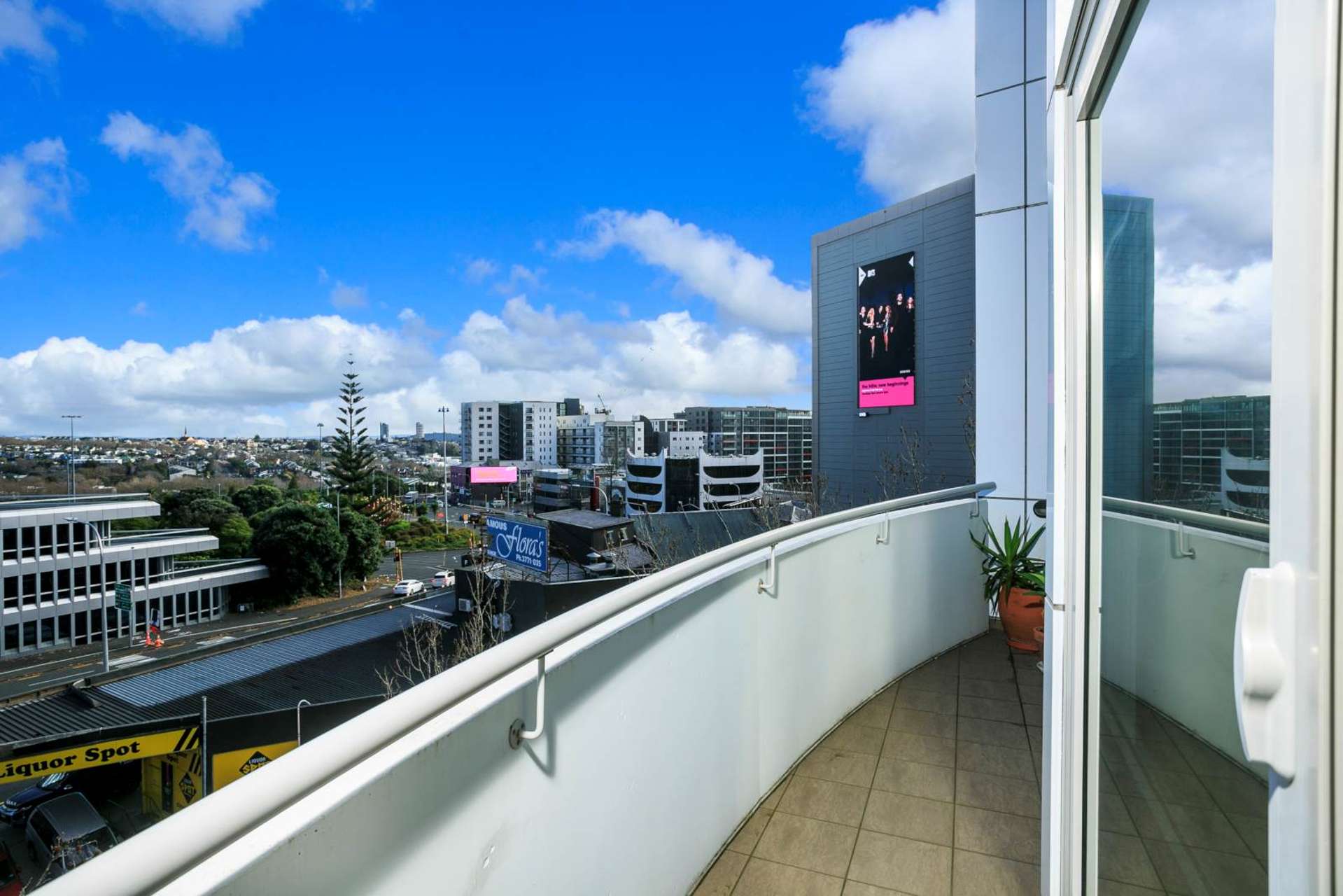 8l/156 Vincent Street Auckland Central_0