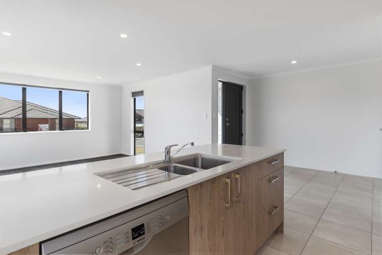 78 Bert Wall Drive Omokoroa_14