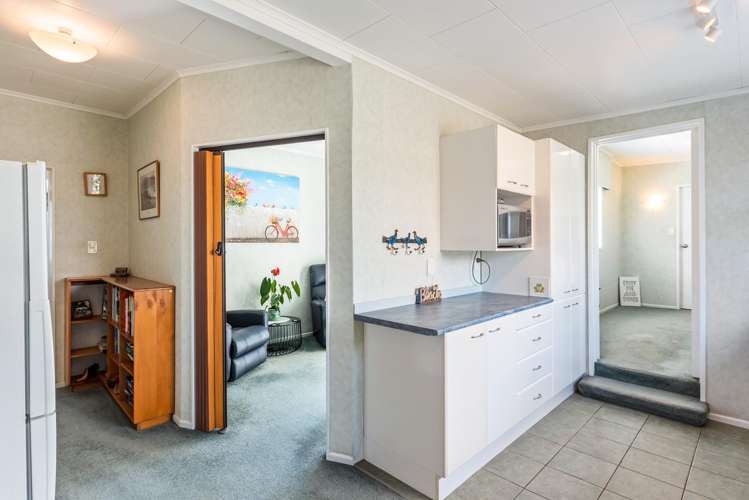 5 Eruini Street Waikanae Beach_23