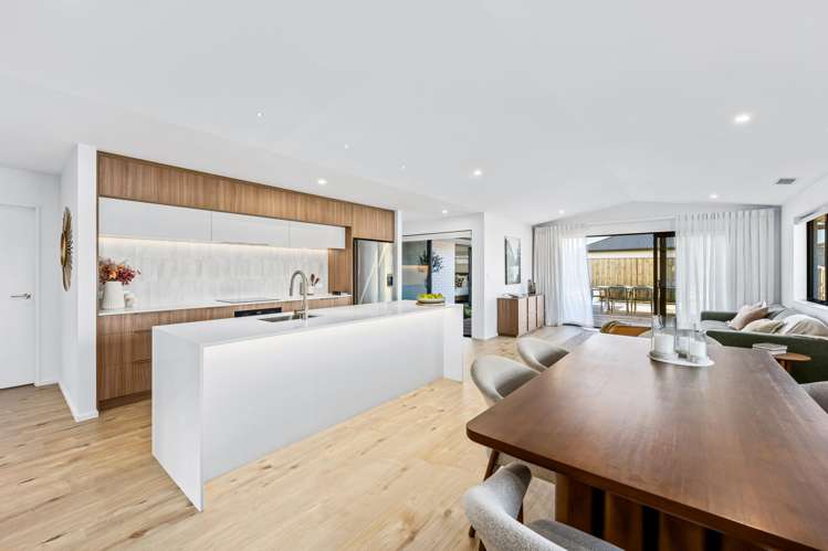 3 Earlsbrook Boulevard_1