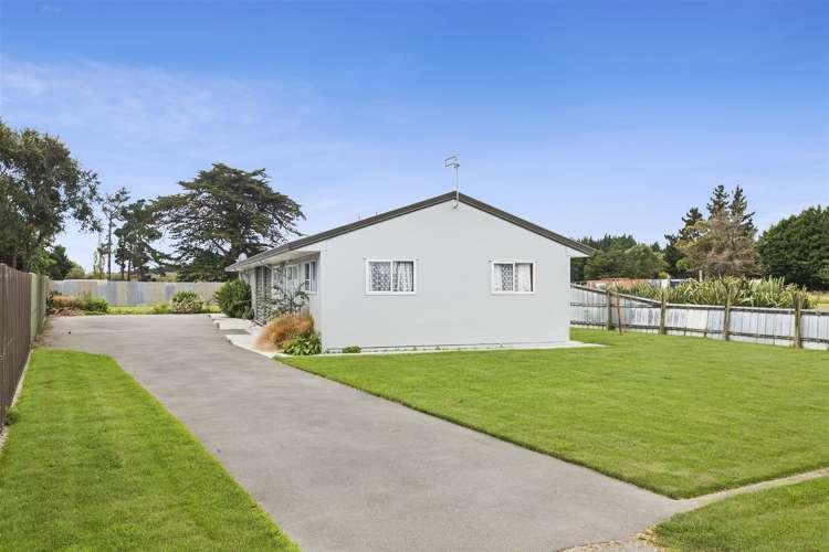 32b Woodend Beach Road Woodend_7