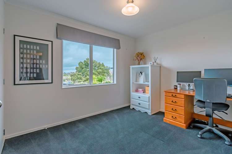 17 King Street Halcombe_16