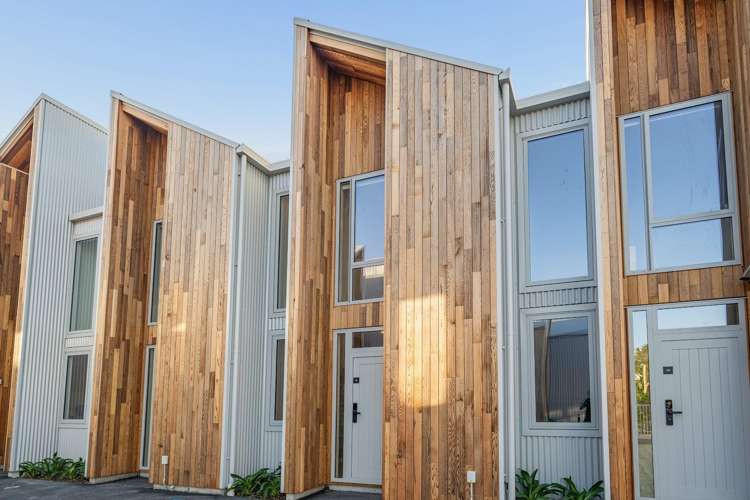 Unit 11/1 Nikau Grove Woburn_23