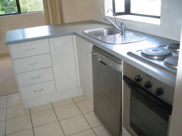 2/19 Regency Place Sunnynook_2