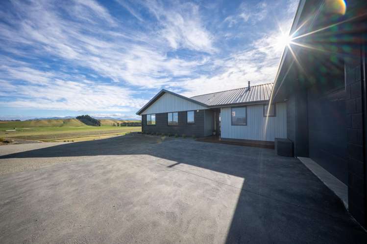 796 Kakapo Road Te Anau & Surrounds_35