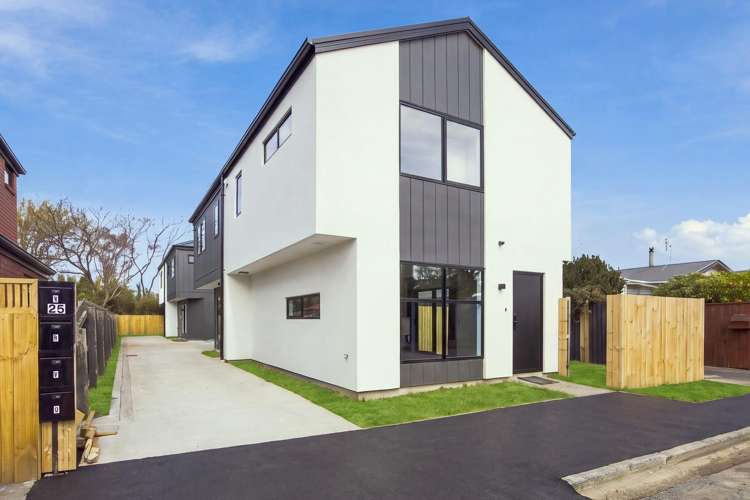 1/28 Gibbon Street_0