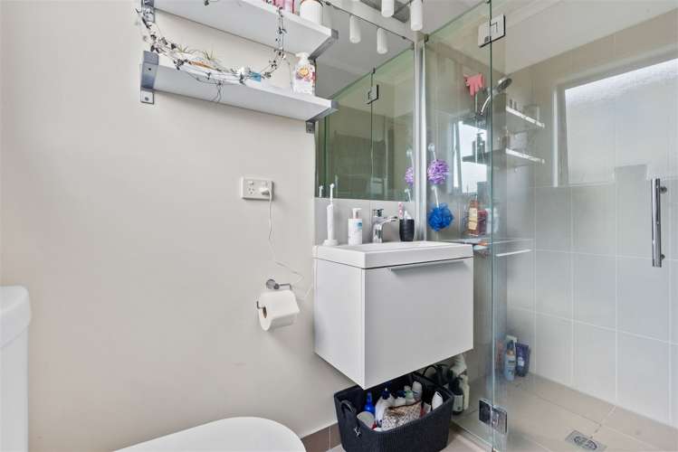 50 Milano Boulevard Karaka_17