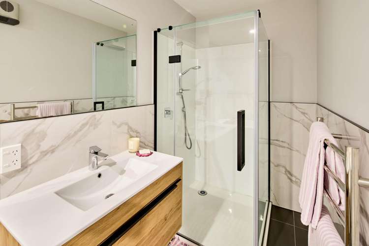 75 Erlestoke Crescent Churton Park_14