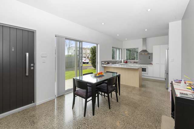 2b Peachgrove Road Te Atatu Peninsula_2