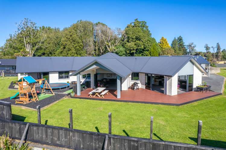 2/2127 Arapuni Road, Pukeatua_1