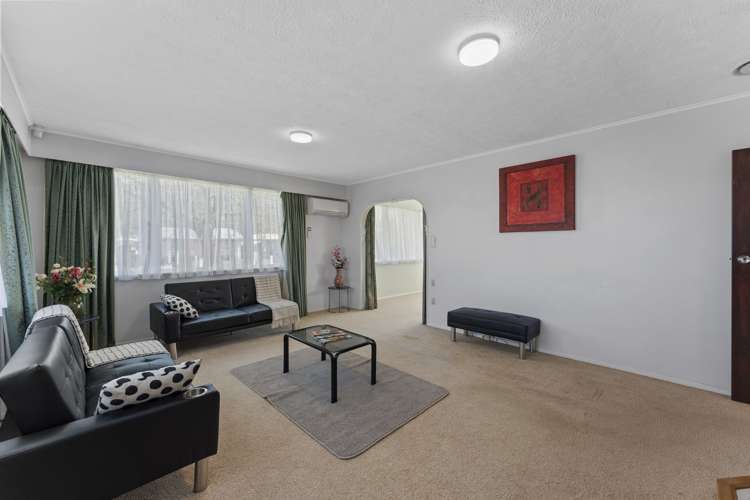 92 California Drive Totara Park_7