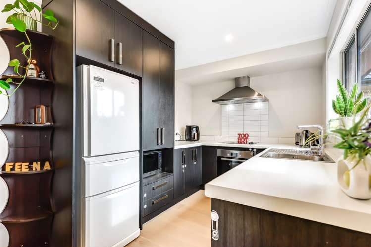 5/11 Jones Crescent Melville_14