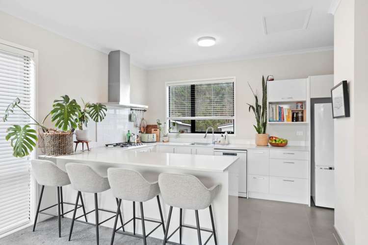 3 Awamarino Way Westgate_8