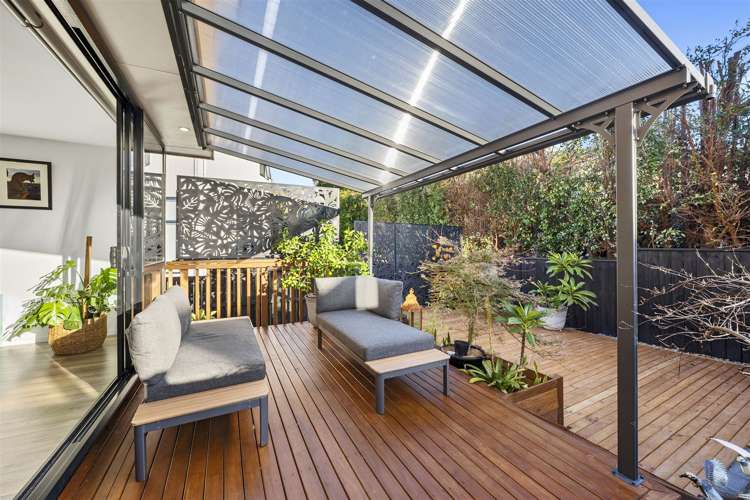 42 Seafarer Crescent Stanmore Bay_19