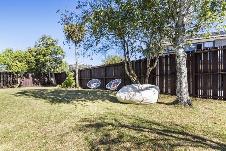 2/49 Butley Drive Farm Cove_12