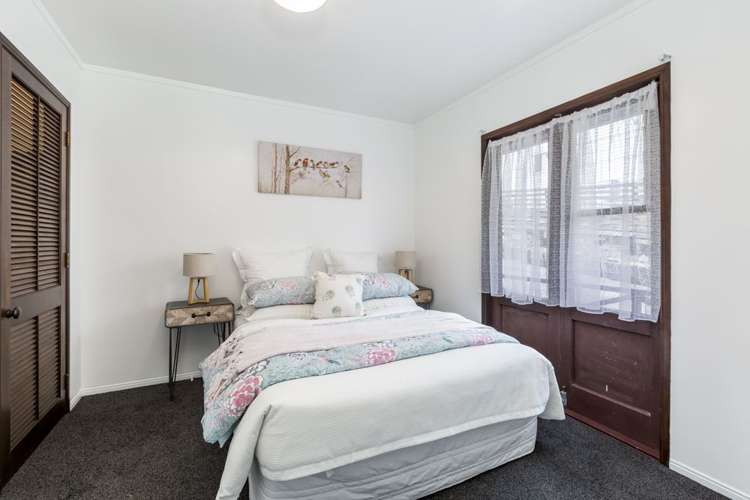 1/18b Verbena Road Birkdale_12