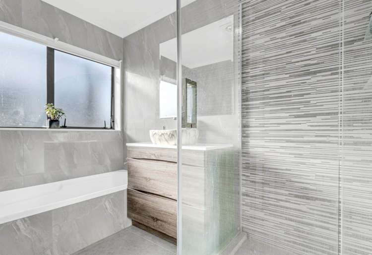 4 Farmdale Court Flat Bush_13