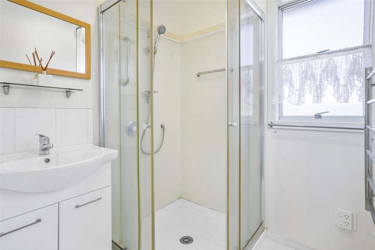 87a Edmonton Road Henderson_17