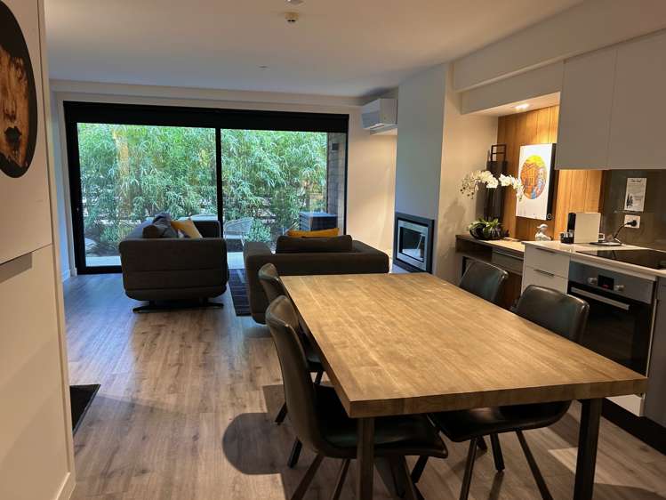 2/2 Powder Terrace Arthurs Point_13