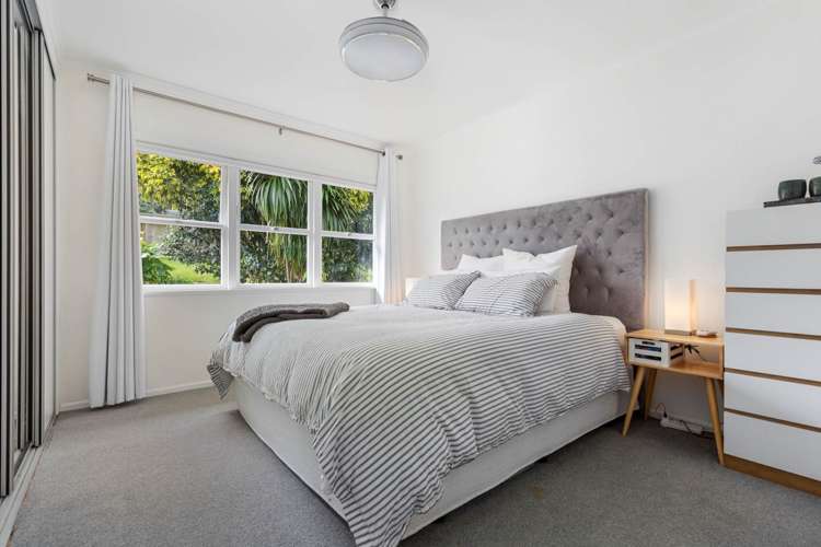 7 Mcilroy Avenue Hillsborough_10