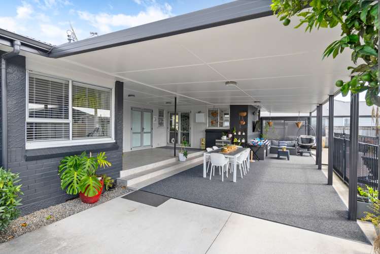 98 Solway Crescent Solway_3