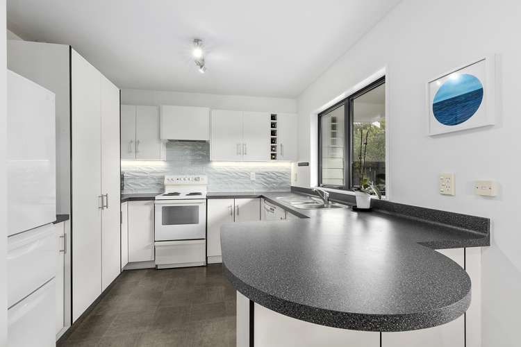 5 Shastri Terrace Khandallah_5