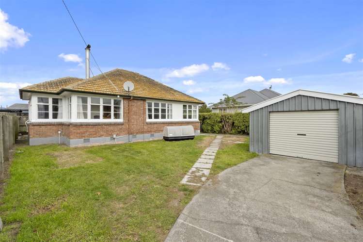 6 Dickson Crescent Hornby_8