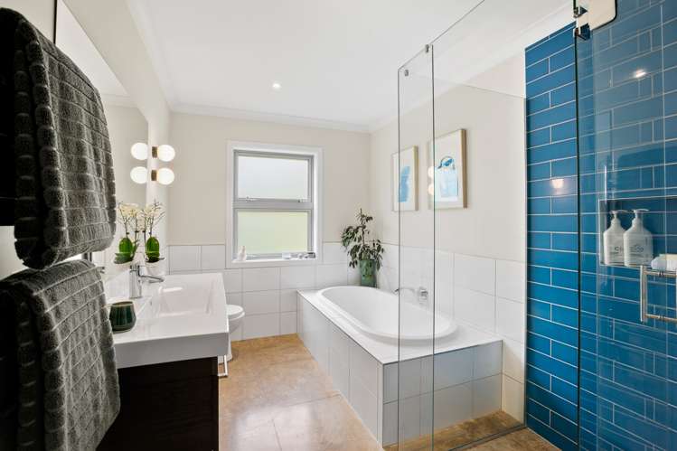 1185d South Road Oakura_17