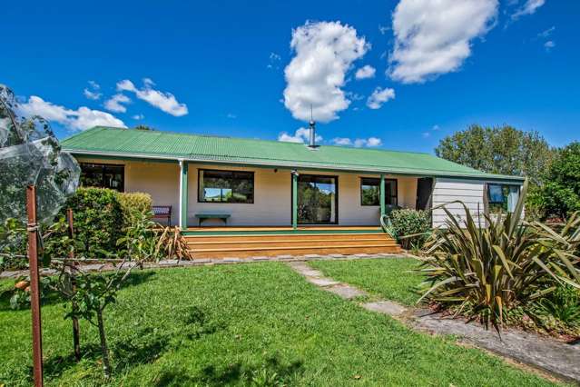 3 bedrooms in rural Whareora