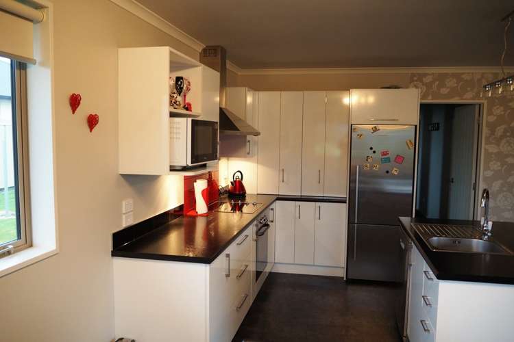 56 Essex Street Weston_10