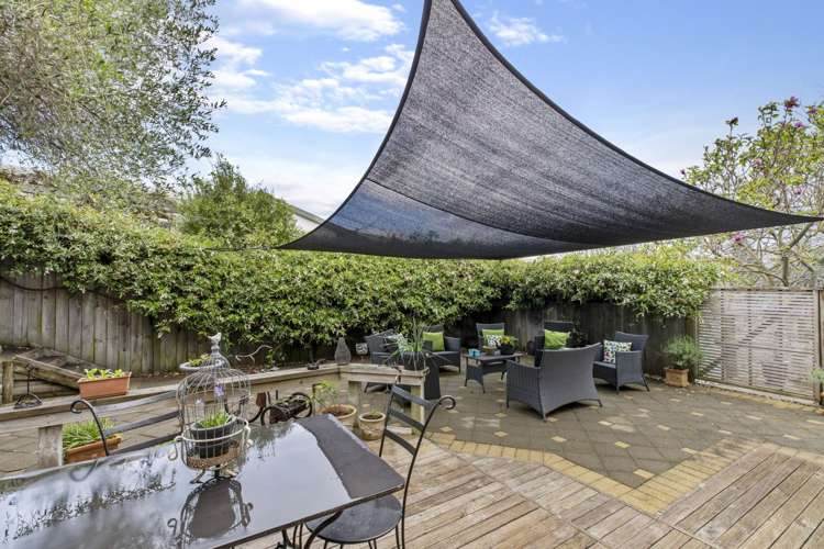 6 Portland Street Welcome Bay_13