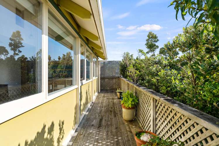 27 Guthrie Crescent Castlepoint_12