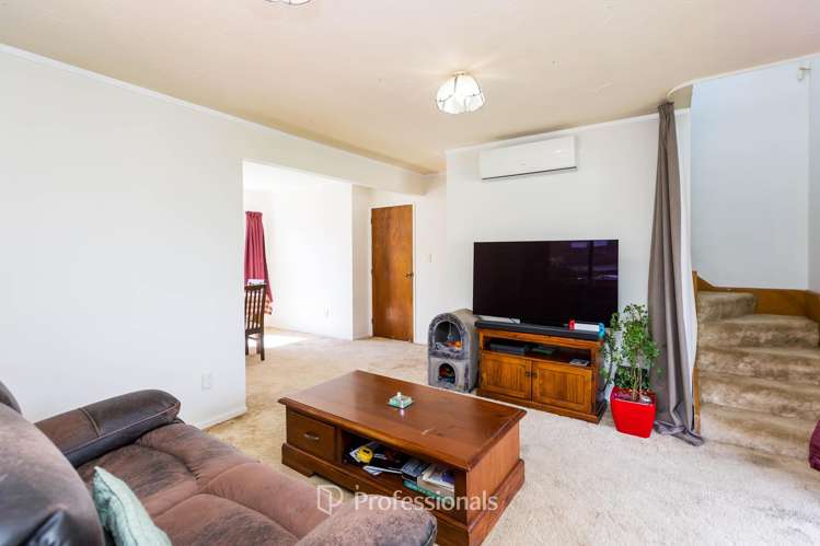 25b Memphis Grove Totara Park_8