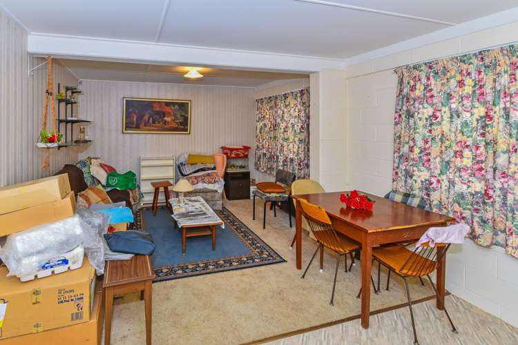 12 Michelle Place Mangere_14