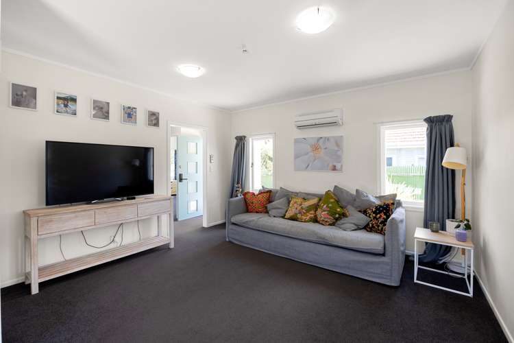 67 Cook Street Hamilton East_8