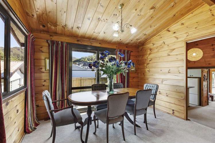 28 John Witton Drive Crofton Downs_6