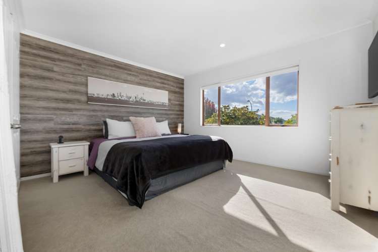 29 Baverstock Road Flat Bush_18