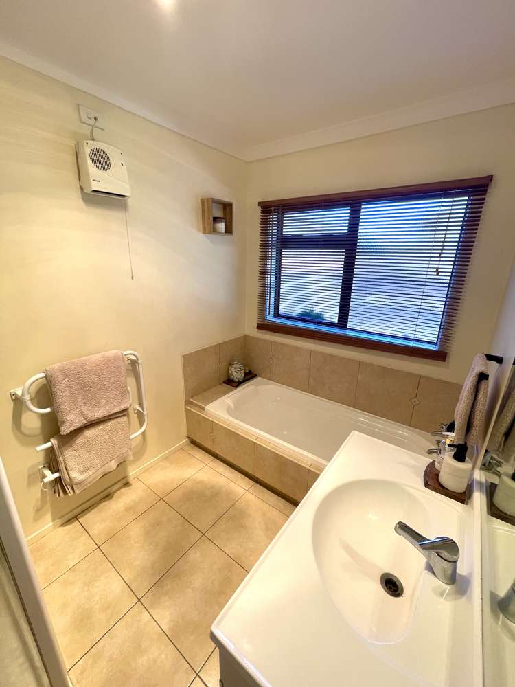 18 Sarah Place Papamoa Beach_23