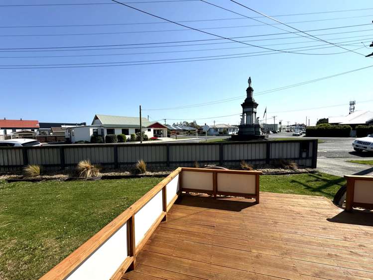 39 Renfrew Street Balclutha_24