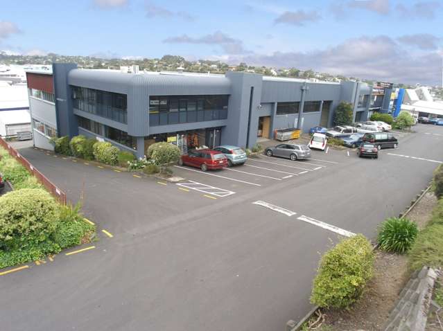 245 sqm Wairau Modern Offices + Storage (Optional)