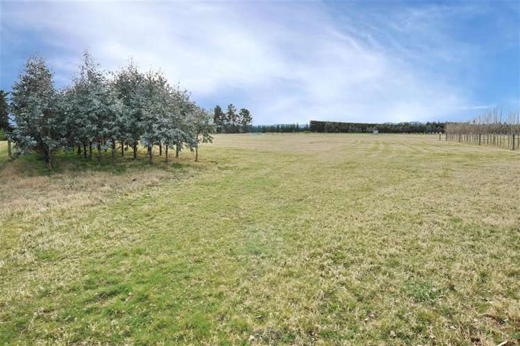 2195 South Eyre Road West Eyreton_19