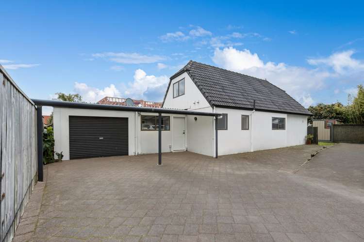 2/327 Bucklands Beach Road_4