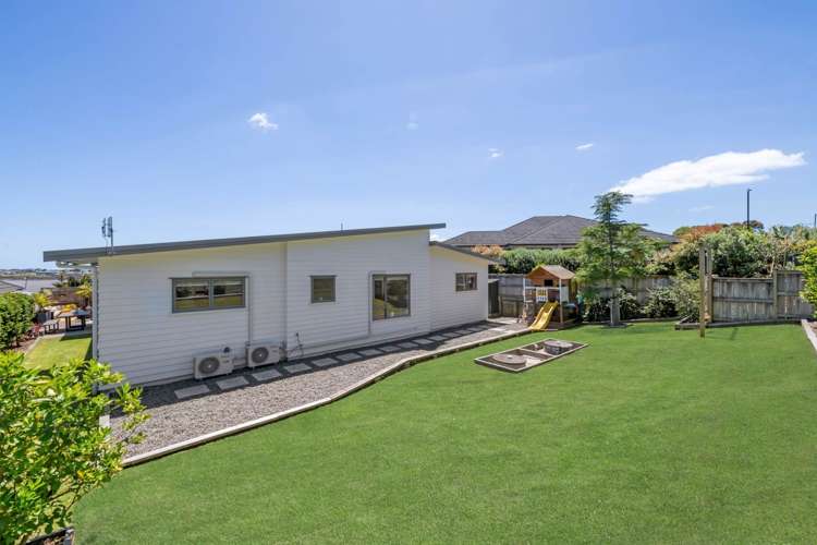 32 Doidge Street Beachlands_26