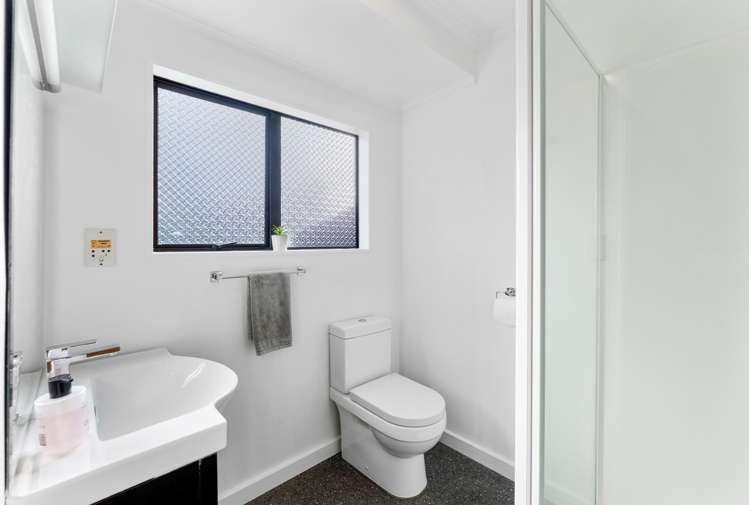 16 The Avenue Otaki Beach_9